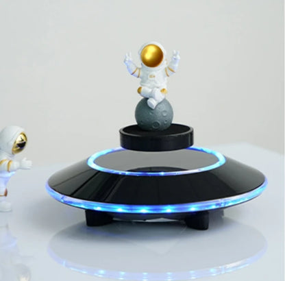 Magnetic Levitation Handheld Display – Creative Advertising Ornament Featuring Wukong Black Myth Doll & Glasses