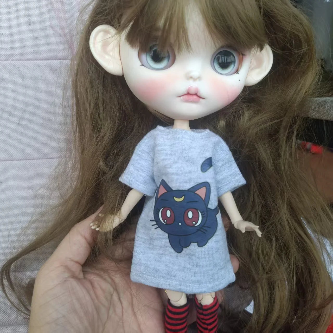 Handmade OB24 1/6 Blyth Doll Clothes – Cartoon T-Shirt with Striped Socks for 1/6 Doll Accessories