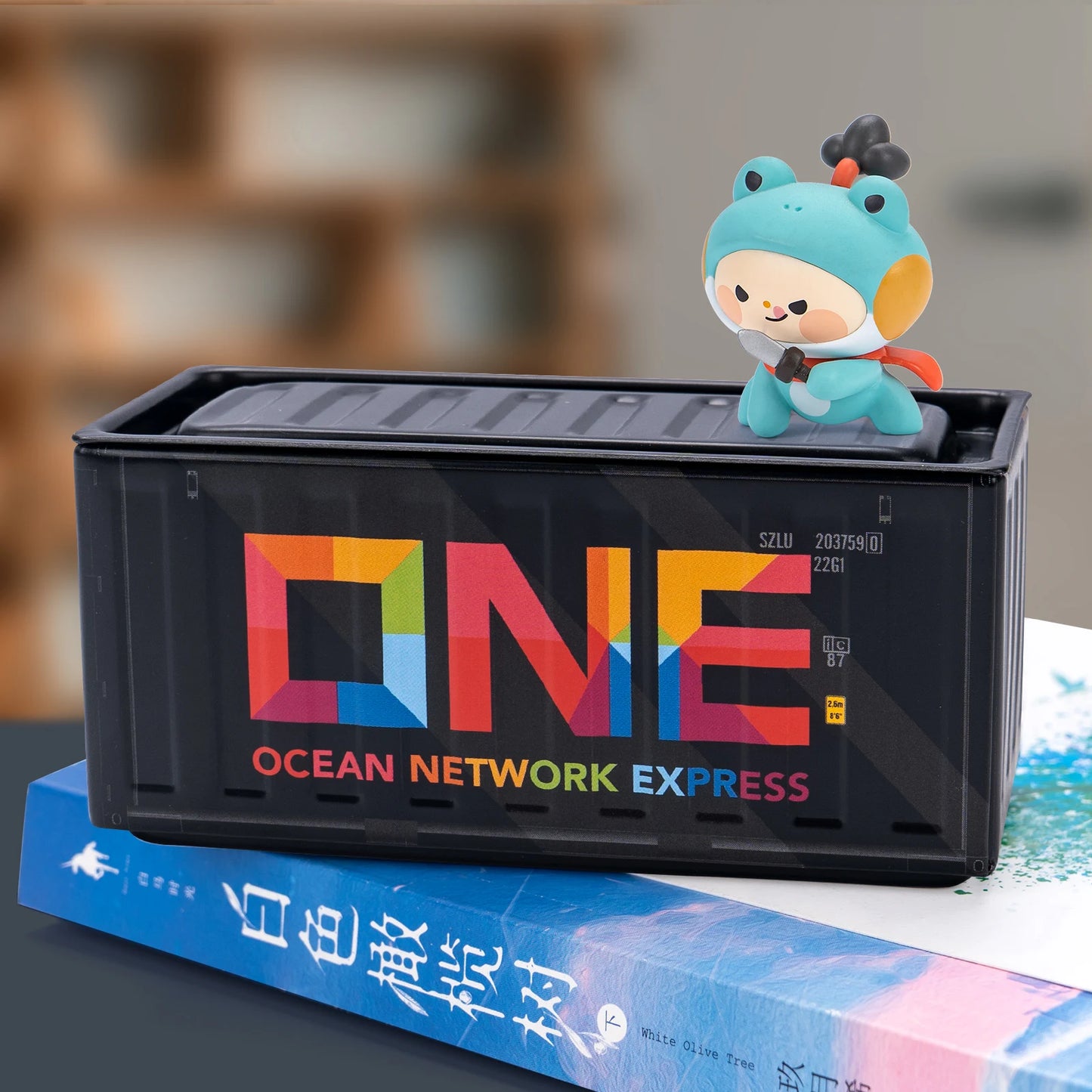 Mini Iron Storage Box - Creative Desktop Miniature Container for Small Items, Collectibles & Christmas Gifts