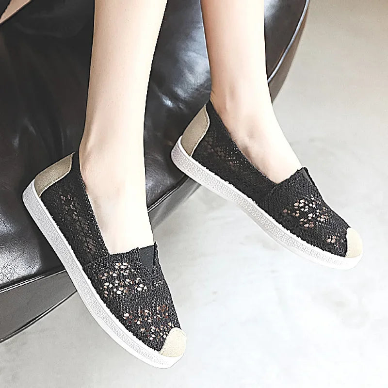 Women’s Breathable Mesh Slip-On Flats - Lightweight Casual Printed Fisherman Shoes for Everyday Fashion