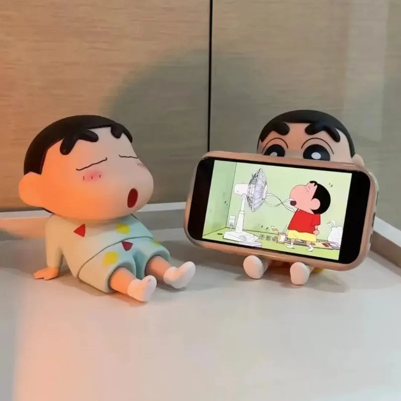 Crayon Shin-Chan Anime Figure Phone Holder – Kawaii Desktop Ornament Mini GK Collectible Toy Gift