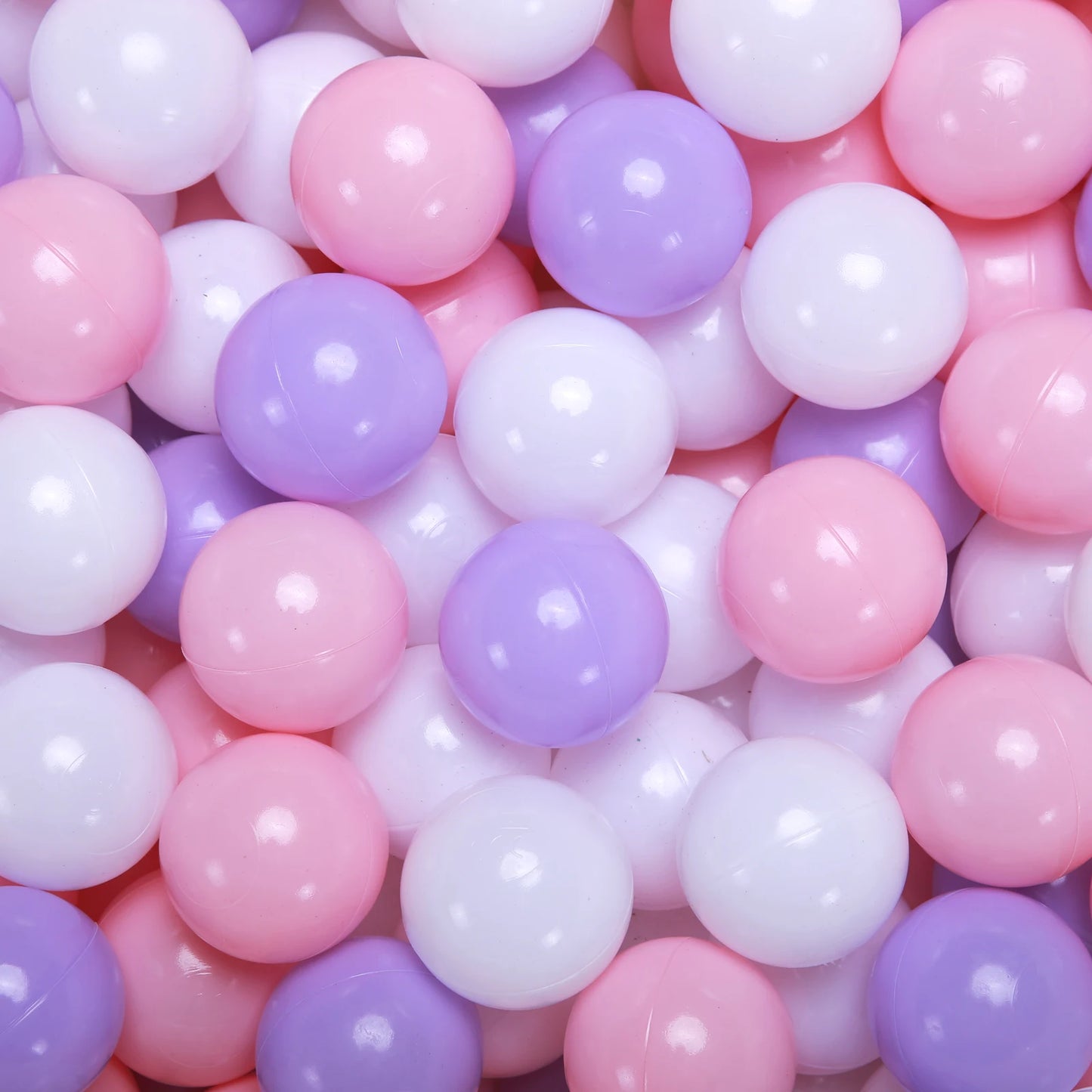 100pcs 5.5cm Soft Plastic Ball Pit Balls – BPA-Free, Non-Toxic, Multi-Color Set with Storage Bag (Purple, Pink, Light Blue, Pearl White)