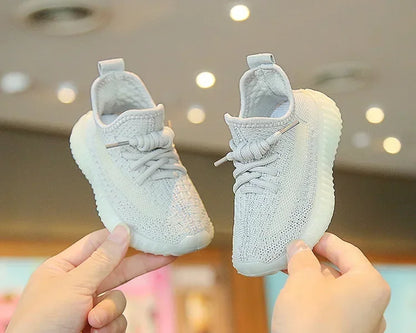New Kids Fashion Sneakers – Breathable, Soft Bottom Casual Running Shoes for Boys & Girls