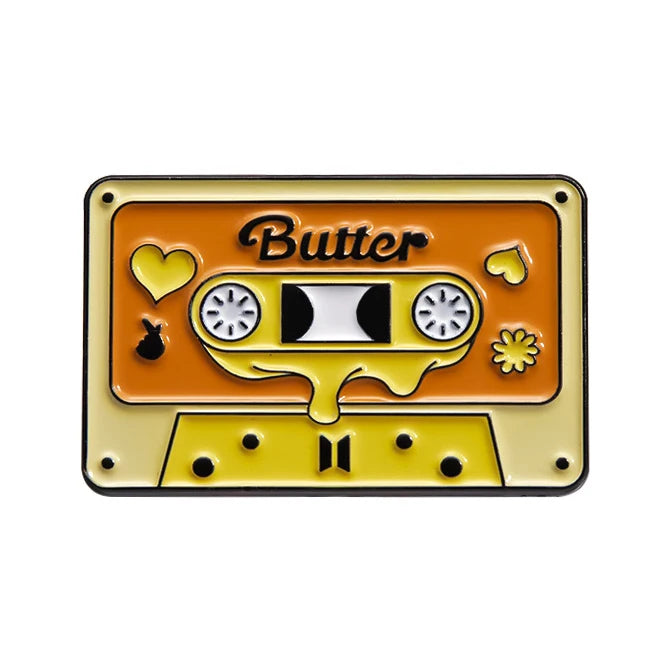 Magnetic Tape Music Series Metal Brooch – Versatile Clothing, Necklace & Badge Accessory with English Style