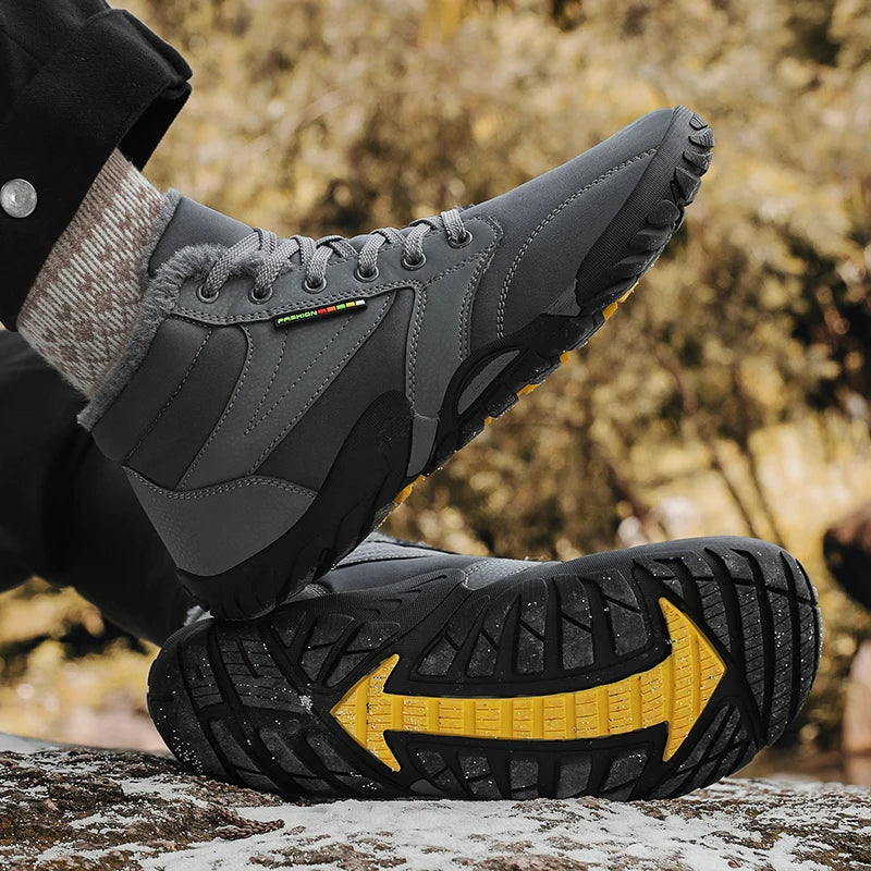 Men's Winter Boots – Snow Barefoot Outdoor Non-Slip Warm Fur Ankle Boots, Lightweight Hiking Sneakers in Plus Sizes