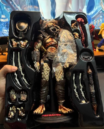 HC Collectible Predator Series — Articulated Scar & Ravager Action Figure Collection