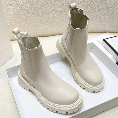2024 Chelsea Boots – New Thick-Soled Women's Short Boots, Fashionable Autumn & Winter Shoes