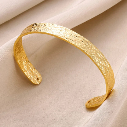 Classic Bump Pattern Open Cuff Bracelet – Gold Stainless Steel Bangle for Women Elegant Hand Jewelry Gift Accessory