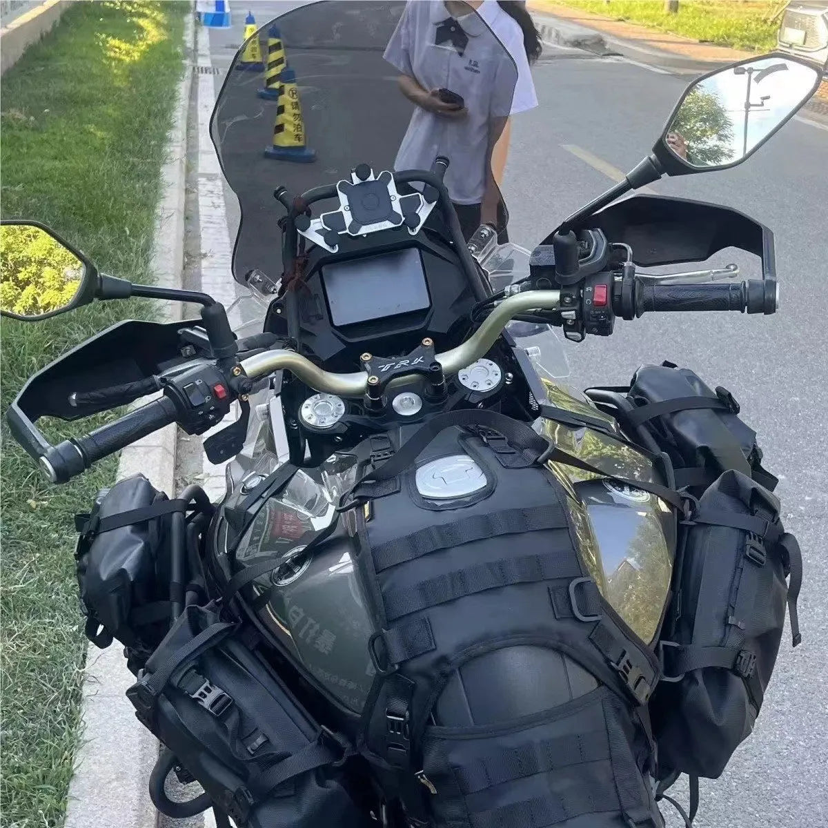 Universal Motorcycle Tank Bag Base - Multi-Purpose Off-Road Tank Vest Mounting Set