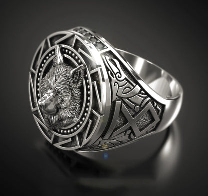 Men's Vintage Wolf Totem Ring – Nordic Viking Warrior Wolf Head, Bold Fashion Jewelry