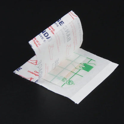 50PCS Transparent PU Waterproof Bandages – Adhesive Wound Plasters for First Aid, Outdoor and Home Use, 38x38mm / 72x19mm