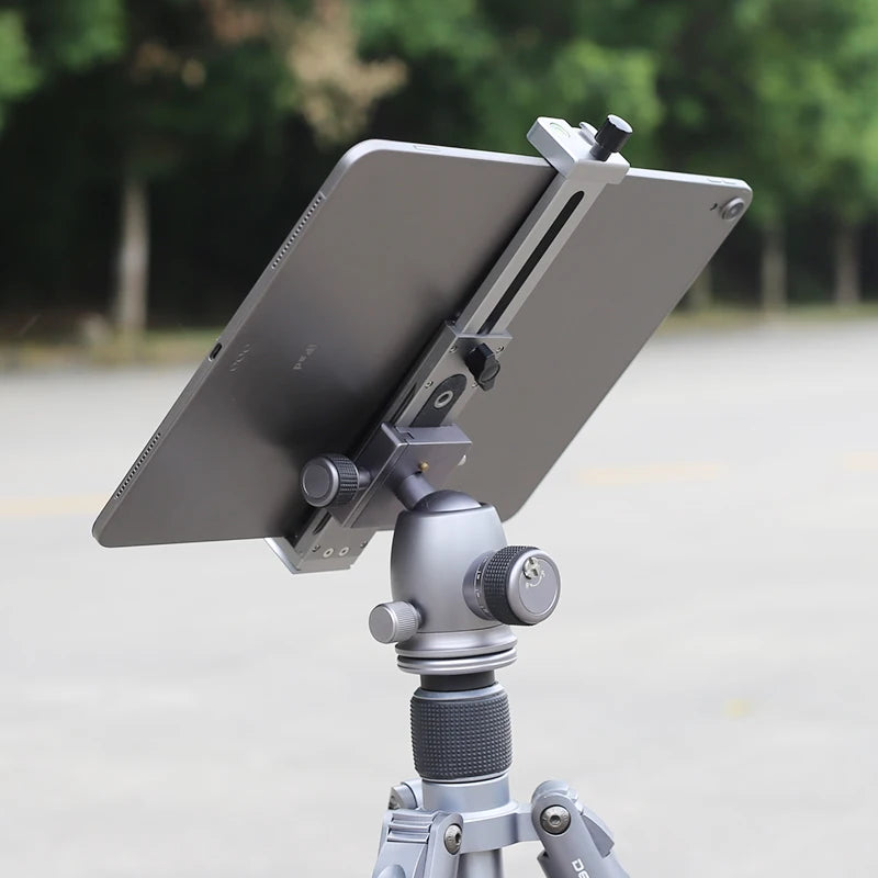 Universal Aluminum Alloy Tablet & Phone Stand – Adjustable Tripod Holder Clip for Mobile Devices
