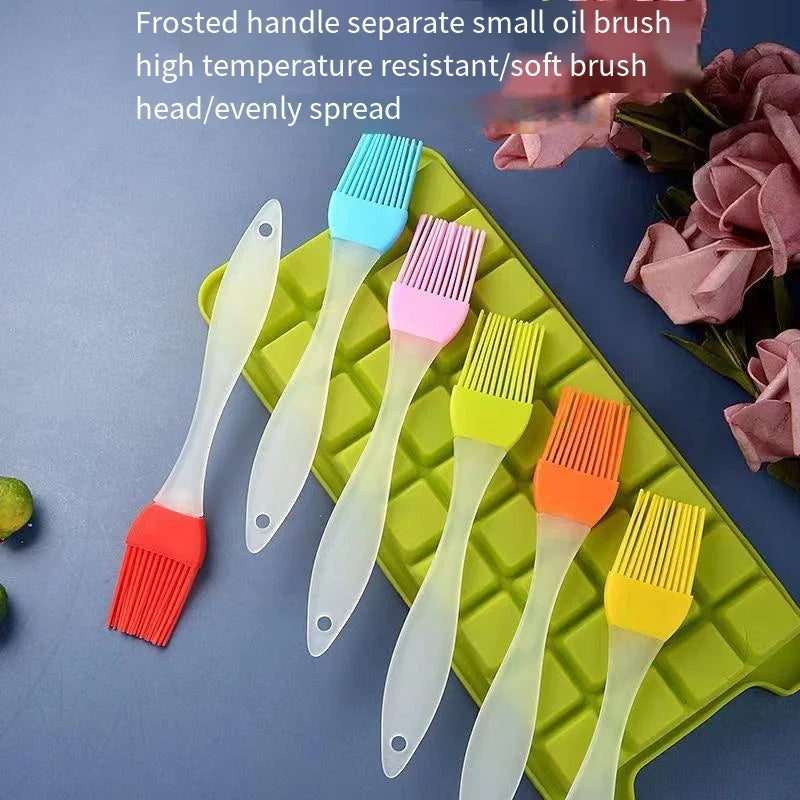 Versatile Disassemblable Silicone Pastry & Baking Brush Set - Perfect for Flour, Cakes, Barbecue, and More!