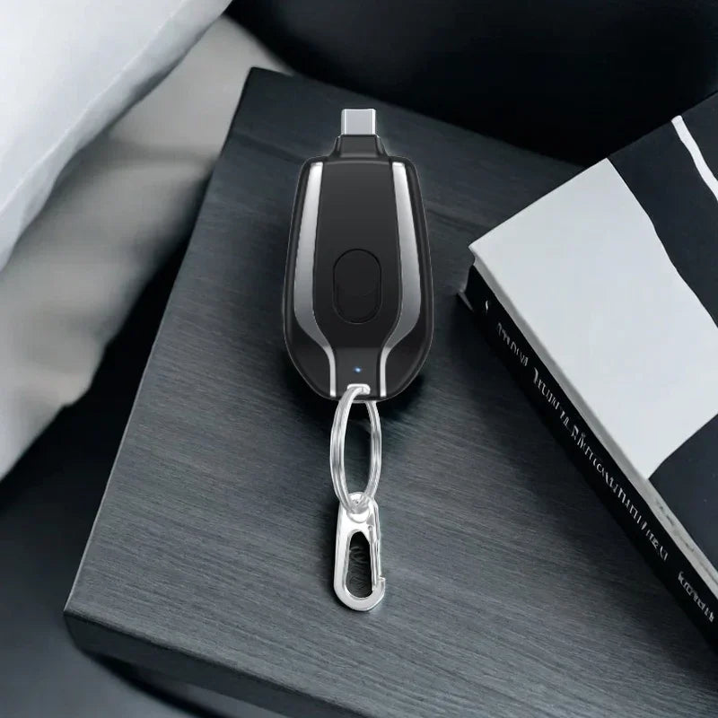 Mini Keychain Power Bank 2000mAh – Portable Emergency Charger for iPhone 12/13/14, Samsung & Xiaomi, Compact USB Power Bank Travel Battery