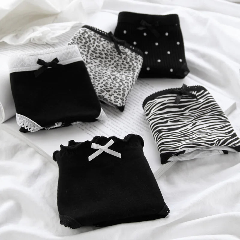 3 Pcs Women’s Cotton Panties Set - Seamless Soft Mid-Waist Black Briefs Skin-Friendly Female Lingerie Underwear
