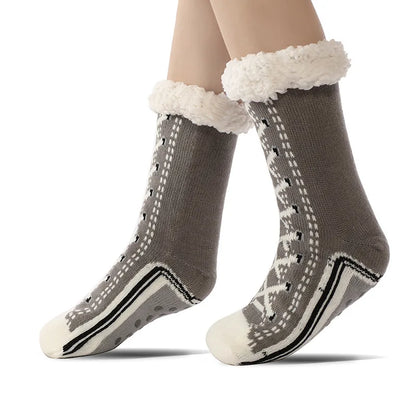 Women’s Winter Thermal Fluffy Socks – Soft Plush Non-Slip Floor Slippers with Short Fuzzy Grip and Zipper
