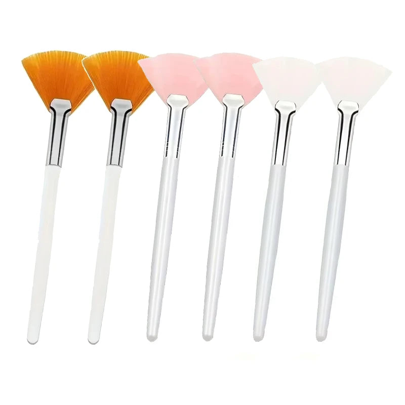Facial Mask Applicator Brushes - Soft Fan-Shaped Flat Head Cosmetic Brushes for Skincare and Beauty Tools