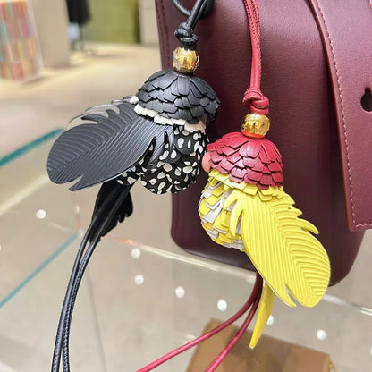 Genuine Leather Parrot Bird Bag Charm – High-End Durable Handmade Fashion Accessory for Women’s Bags, Exquisite Decorative Pendant