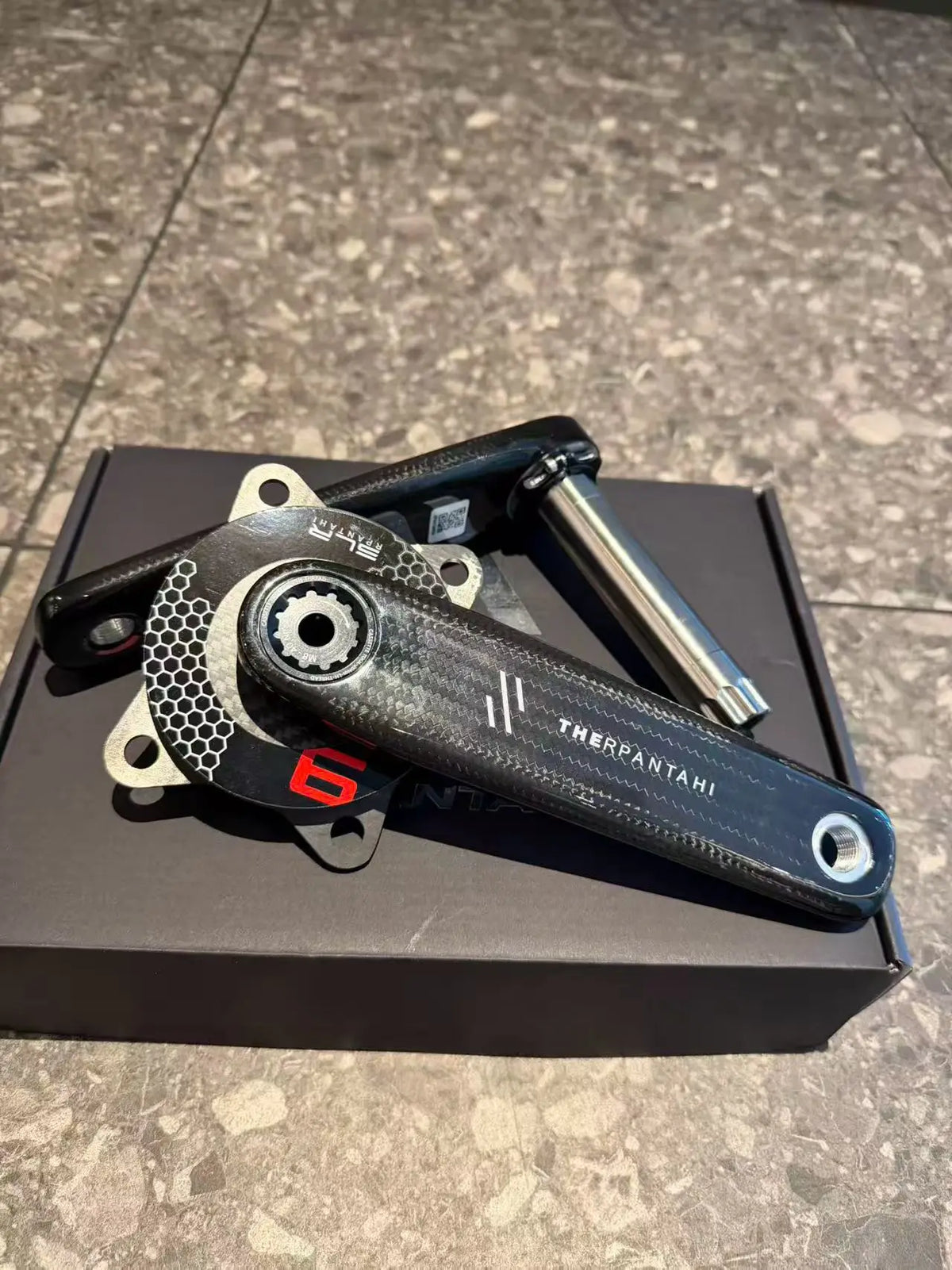 Road Bike Carbon Fiber Crankset - 165/167.5/170/172.5mm BCD 110mm Titanium Alloy 24mm Axis for Shimano Folding Bikes