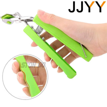 Universal Hot Dish Gripper Tongs — Plate, Bowl & Pan Clip Clamp (Fits Multiple Sizes)