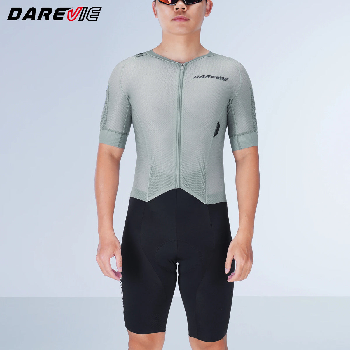 DAREVIE Cycling Set - Gravel Skinsuit with 6 Pockets, 2L+ Capacity & Seamless Anti-Slip Leg Grippers