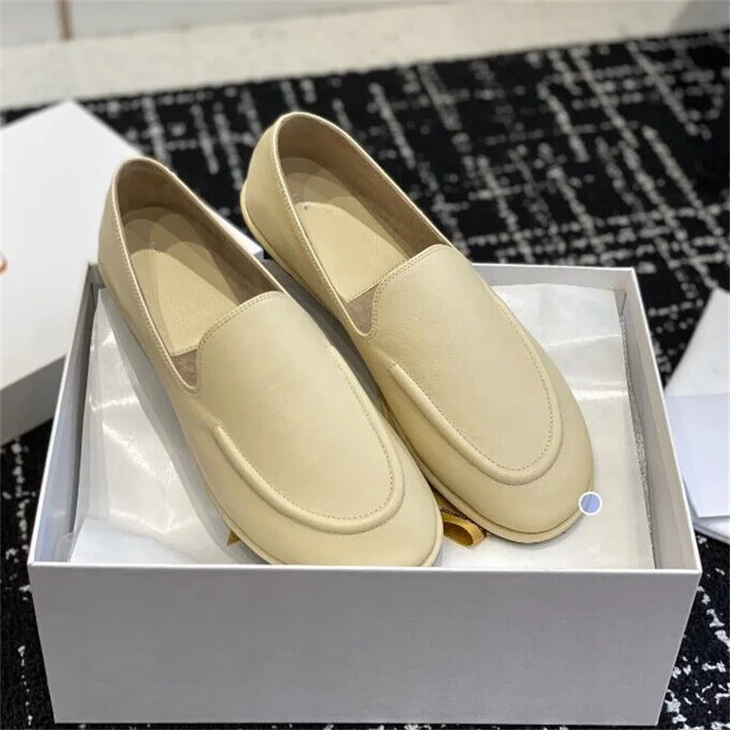 Lefu Soft Leather Shoes — Classic Fitted Silhouette with Circular Scalp Leather Lining