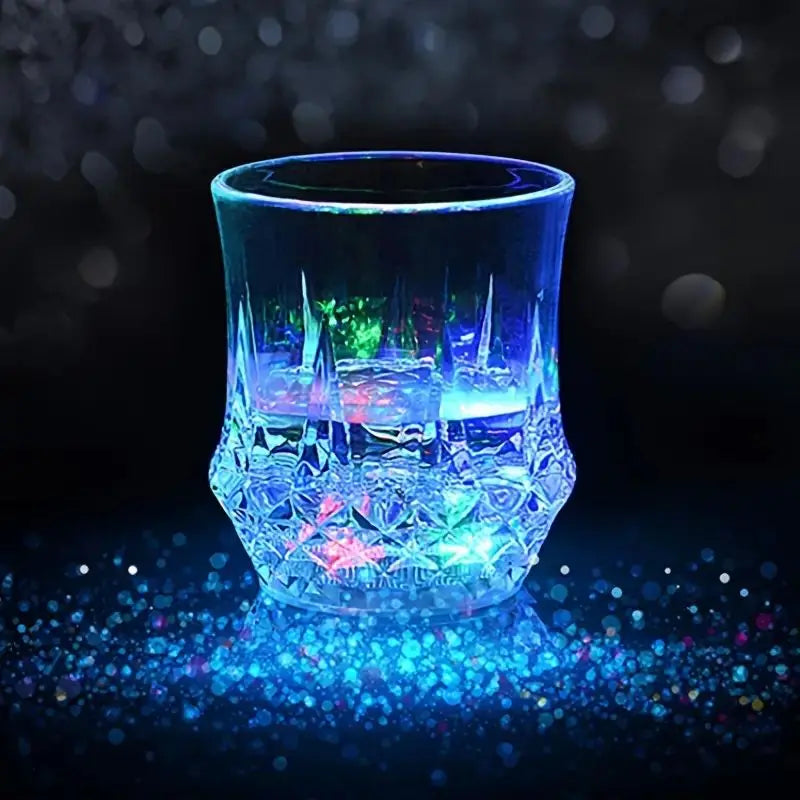 Colorful Glowing Inductive Pineapple Cup - Pour Water and It Lights Up, KTV Bar Color Changing Beer Cup (1pc)