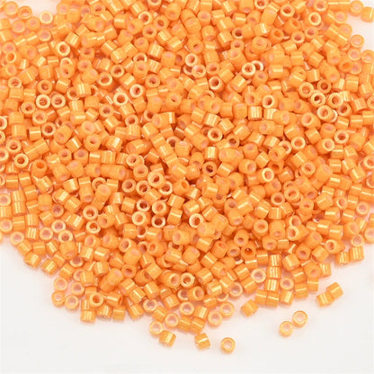 1000Pcs 1.6x1.3mm Japan Glass Seed Beads 11/0 – Cylindrical Loose Beads for DIY Statement Jewelry Making (5g Pack)