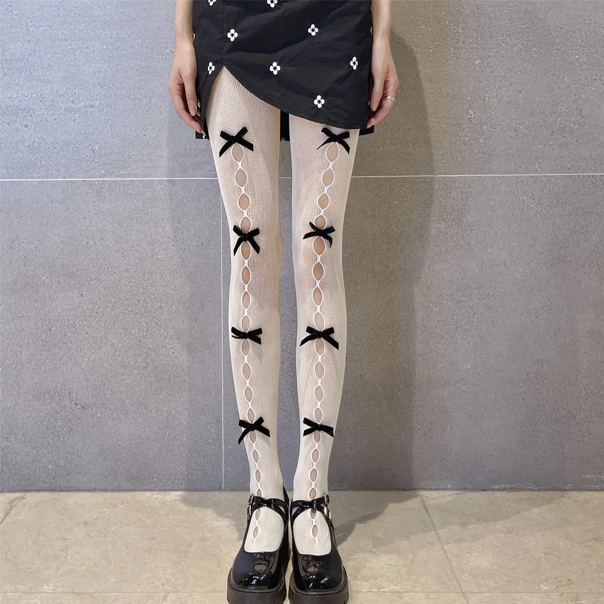 Bowknot Lace Fishnet Pantyhose - Y2K Hollow Out Tights for Women