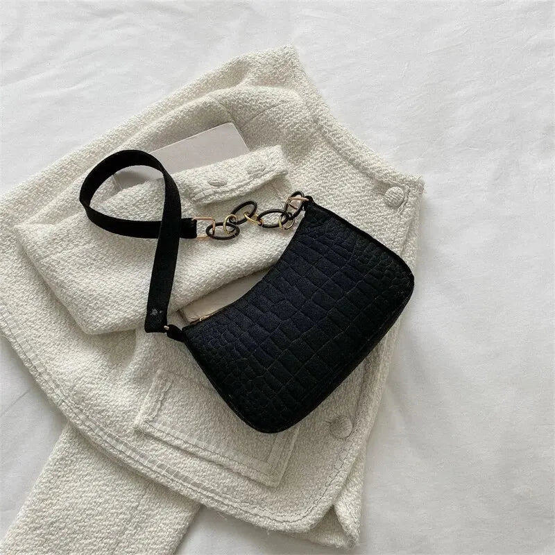 Luxury Lady Felt Armpit Design Tote – Fashionable Small Square Handbag for Women – Chic Crescent Style