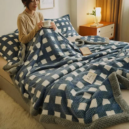 Soft Chenille Knit Throw Blanket - Machine-Washable Crochet Blanket for Couch & Bed