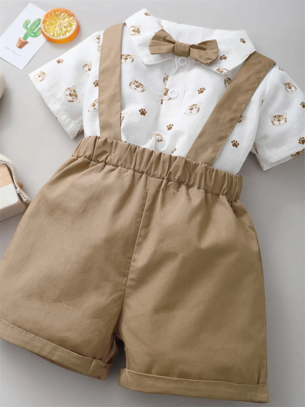 Infant Boy Outfit – Tiger Print Short Sleeve Shirt & Strap Shorts with Bow, Casual Birthday Party Suit (0-2 Years)
