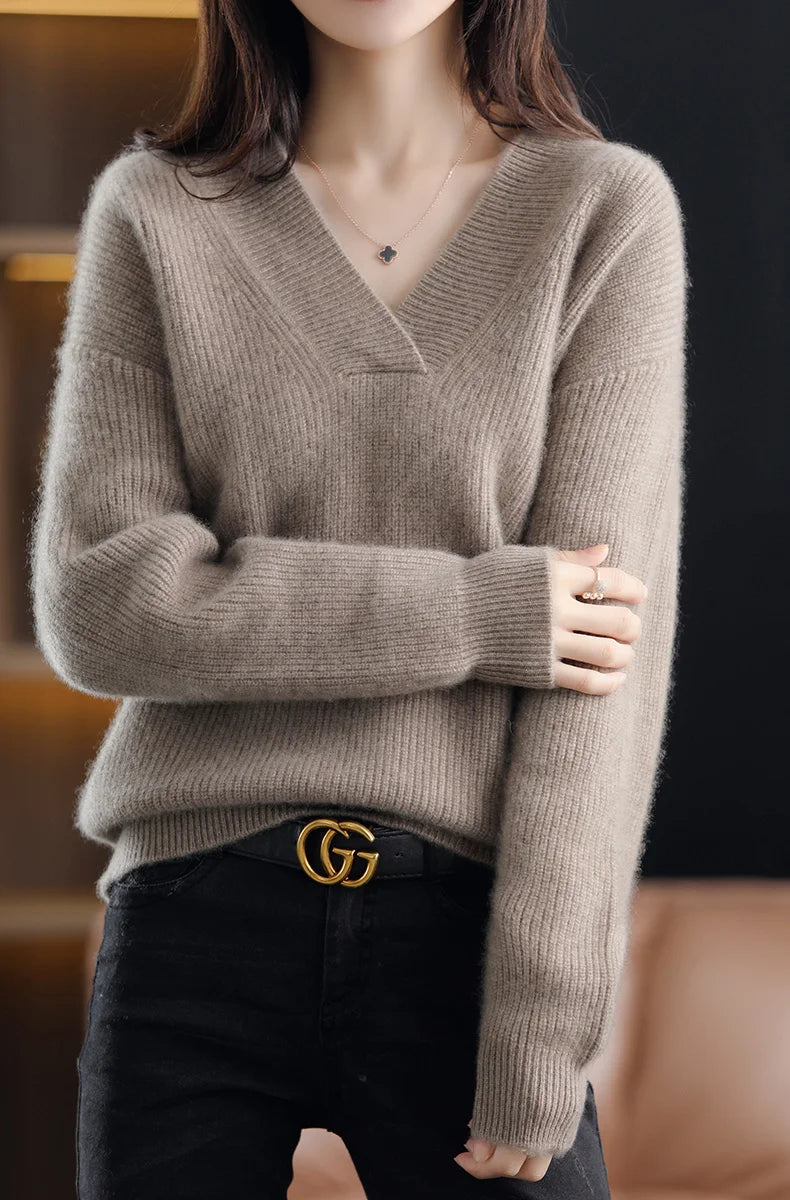 Women’s Knitted V-Neck Sweater – Long Sleeve Solid Pullover Knit Top