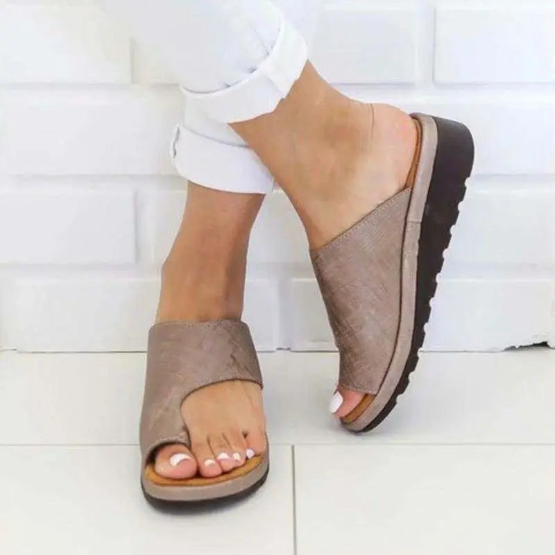 Women’s Open-Toe Platform Sandals - Comfortable Casual Summer Flat Shoes with Soft Sole