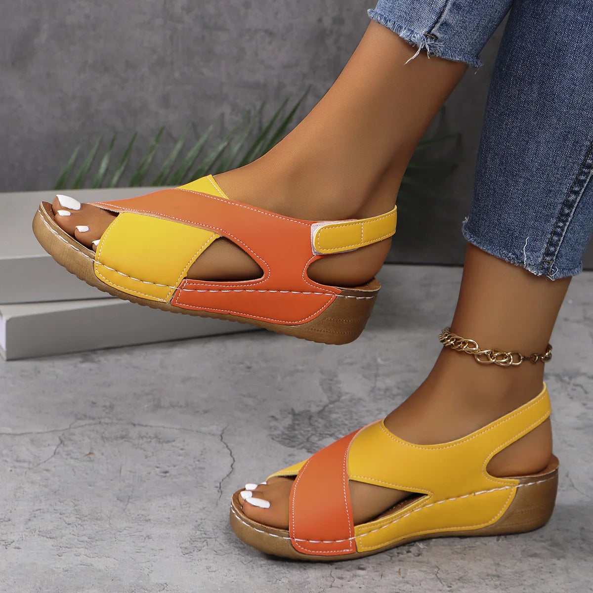 New Women's Contrast Color Wedge Sandals – Comfortable Peep Toe Non-Slip Platform Beach Shoes