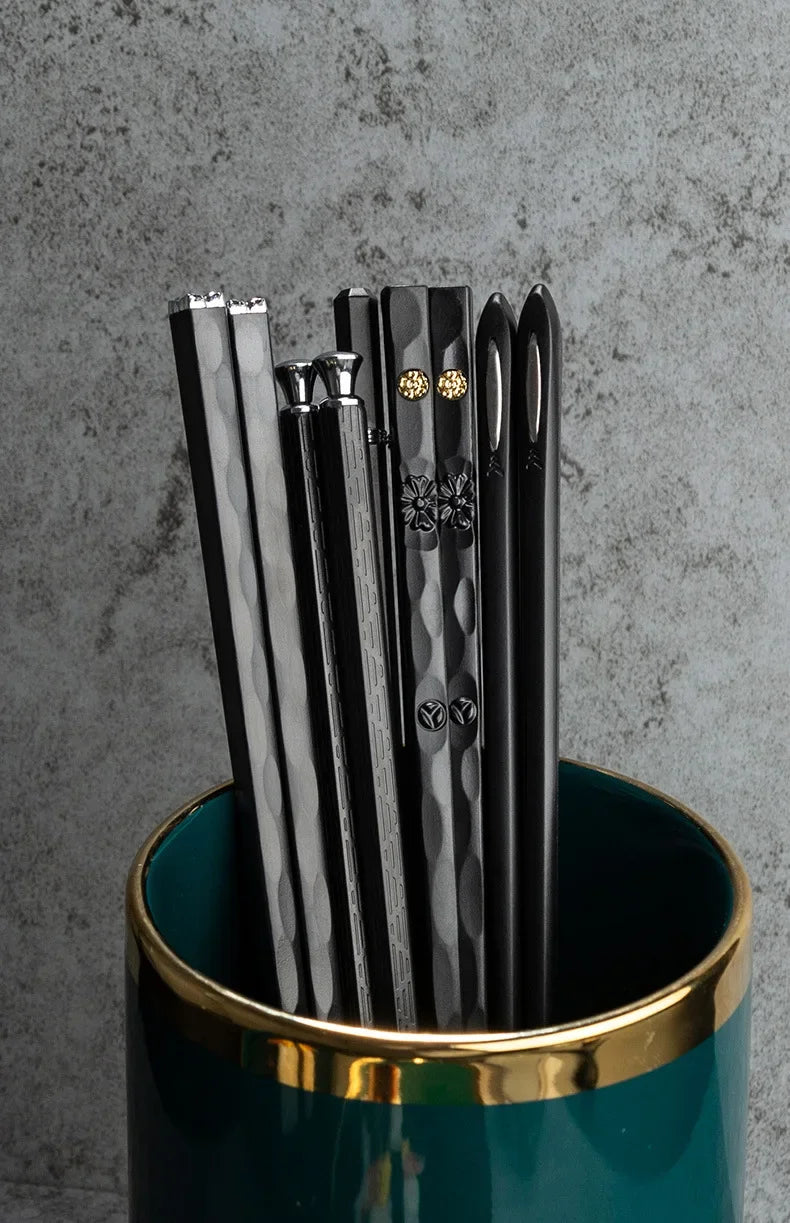 5 Pairs Japanese Reusable Chopsticks – Black Sushi Sticks for Food, Noodles, Alloy Chinese & Korean Kitchen Tableware
