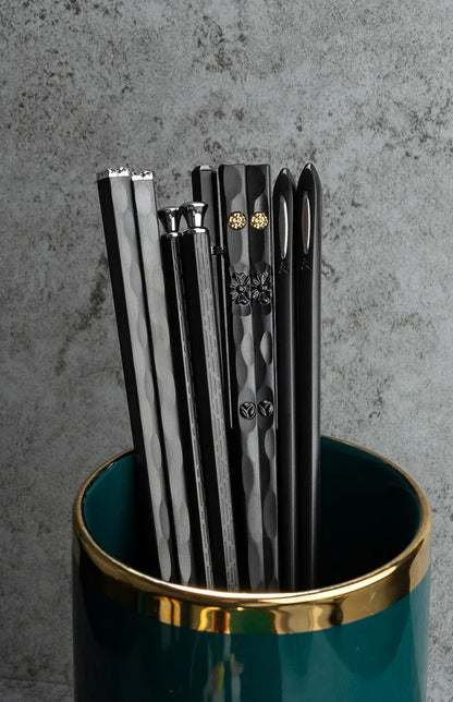 5 Pairs Japanese Reusable Chopsticks – Black Sushi Sticks for Food, Noodles, Alloy Chinese & Korean Kitchen Tableware