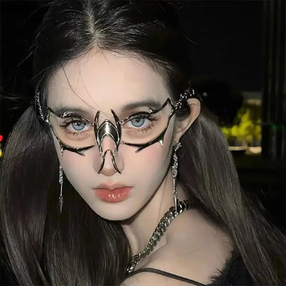 Fashion Gothic Cyberpunk Mask – Irregular Liquid Silver Hollow Jewelry, Individuality Accessory for Men & Women Party