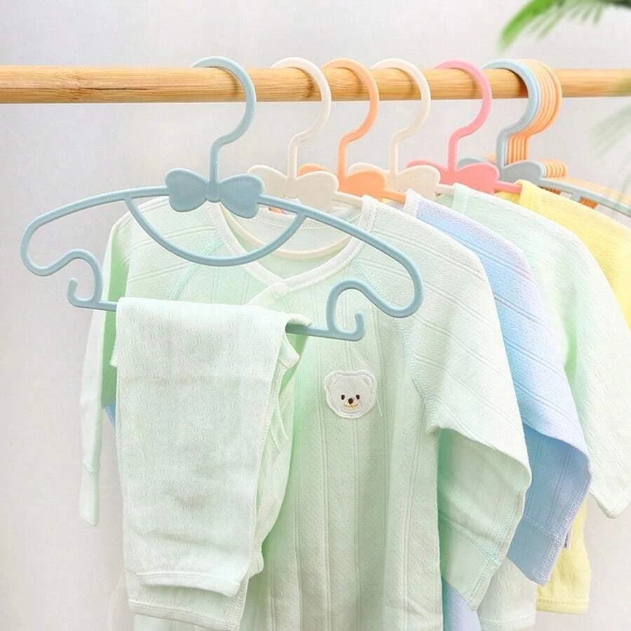5-50PCS Baby Plastic Hangers – Kids Clothes Storage Rack for Nursery, Toddlers & Infants, Portable Home Use