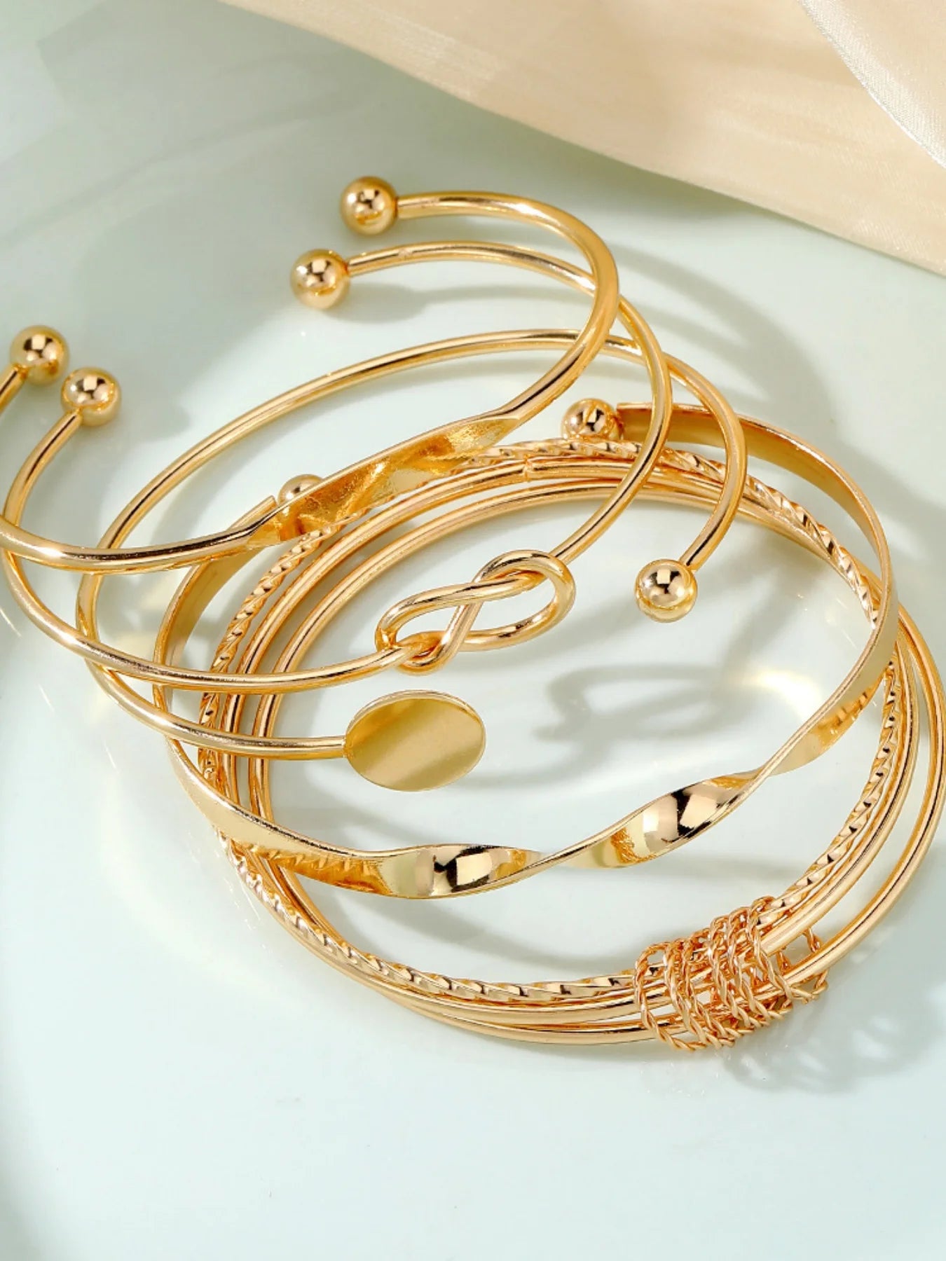 5Pcs IPARAM Punk Multilayer Adjustable Twist Bracelet Set for Women – Elegant Sparkling Bangles & Couple Gift Jewelry