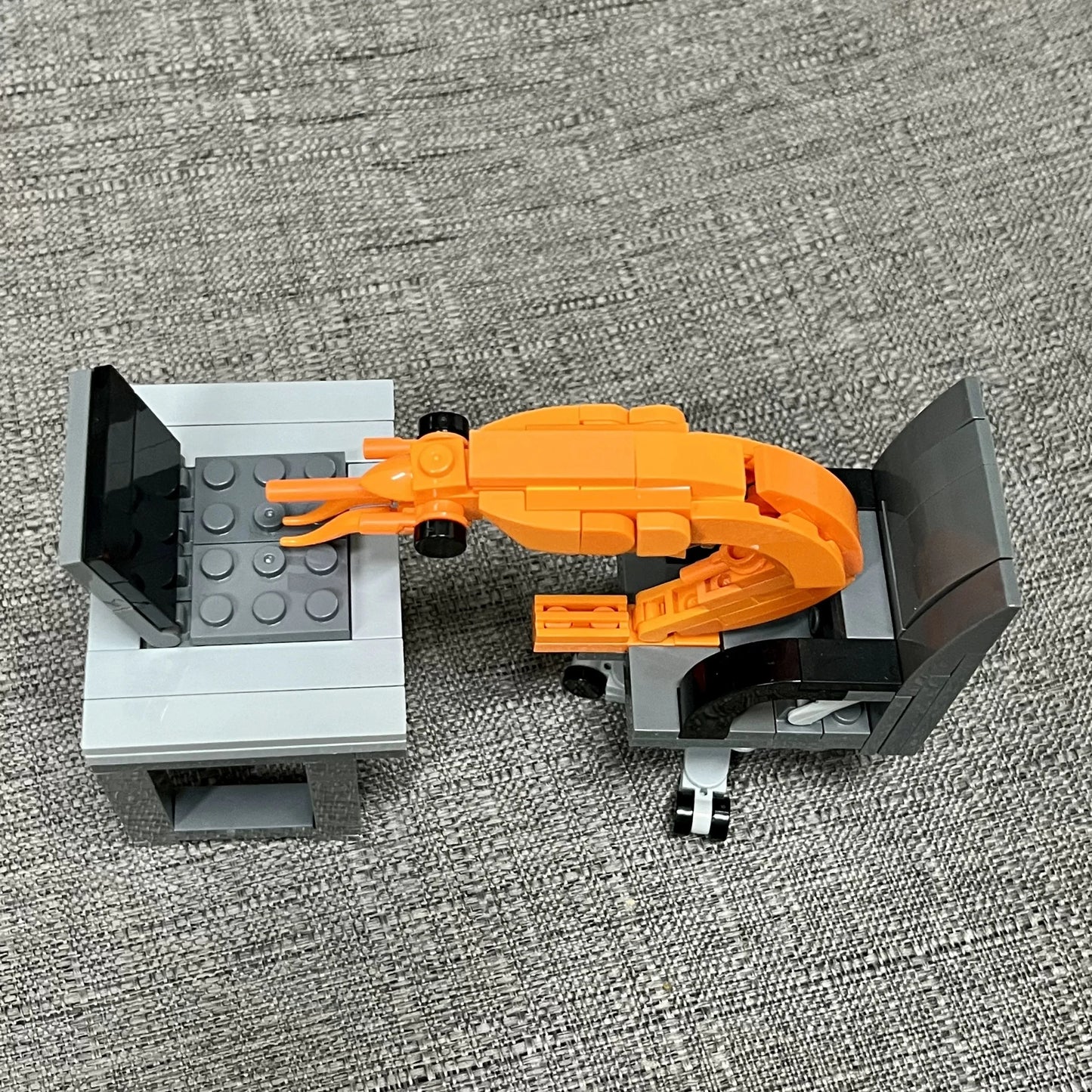 MOC Shrimp Building Block Figurines – Creative Puzzle Toy for Boys & Girls, Internet Celebrity Parody
