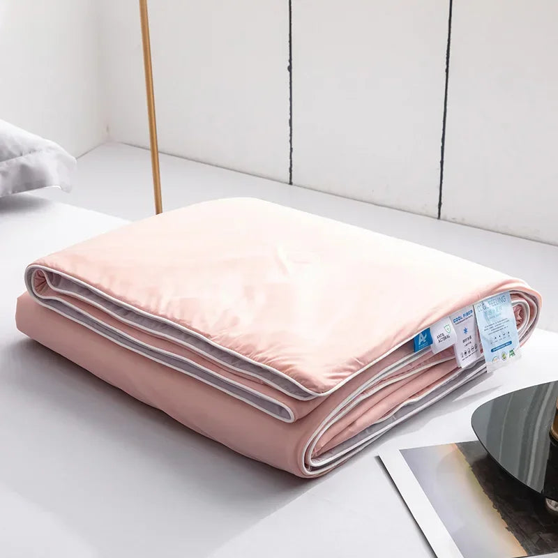 High-Quality Cooling Blanket – Smooth Air-Conditioning Comforter, Lightweight Summer Quilt with Double-Sided Cooling Fabric
