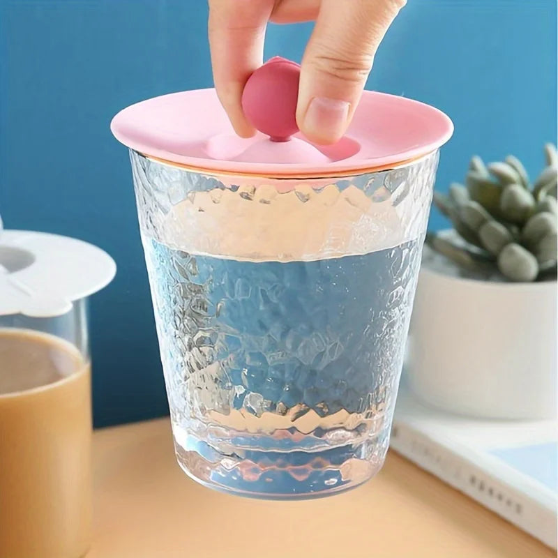 Round Heat-Resistant Silicone Cup Lid — Non-Toxic Universal Water & Coffee Mug Cover with Anti-Dust Seal and Spoon Holder