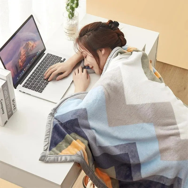 Extra Soft Thickened Flannel Blanket – Cozy Warm Nap Throw Blanket for Air Conditioning, Bed, Sofa & Home Use Comfort Bedding