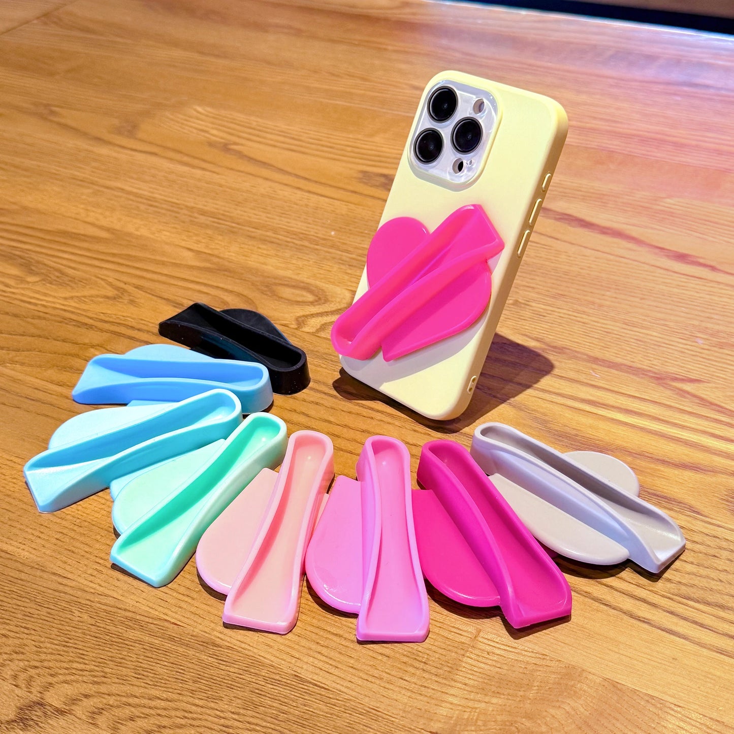 Flexible TPU Heart Lipstick Clip – Anti-Slip Reusable Holder for Lip Balm & Phone Case, Eco-Friendly Skin-Safe Jewelry Gift