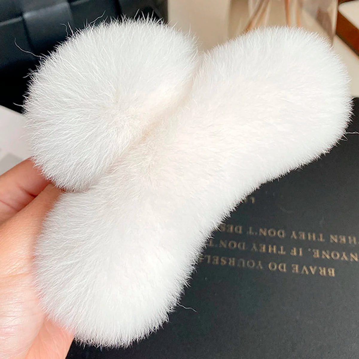 Winter Fuzzy Hair Claw for Women – Warm Fluffy Natural Rex Rabbit Fur Hair Clip, Elegant Fashion Party Accessory