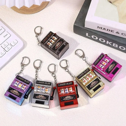 Mini Slot Machine Keychain – Creative Arcade Lucky Jackpot Toy for Fun & Stress Relief