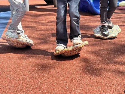 Outdoor Crossing Stone Training Equipment - Children's Foot Sense System & Balance Board for Early Education