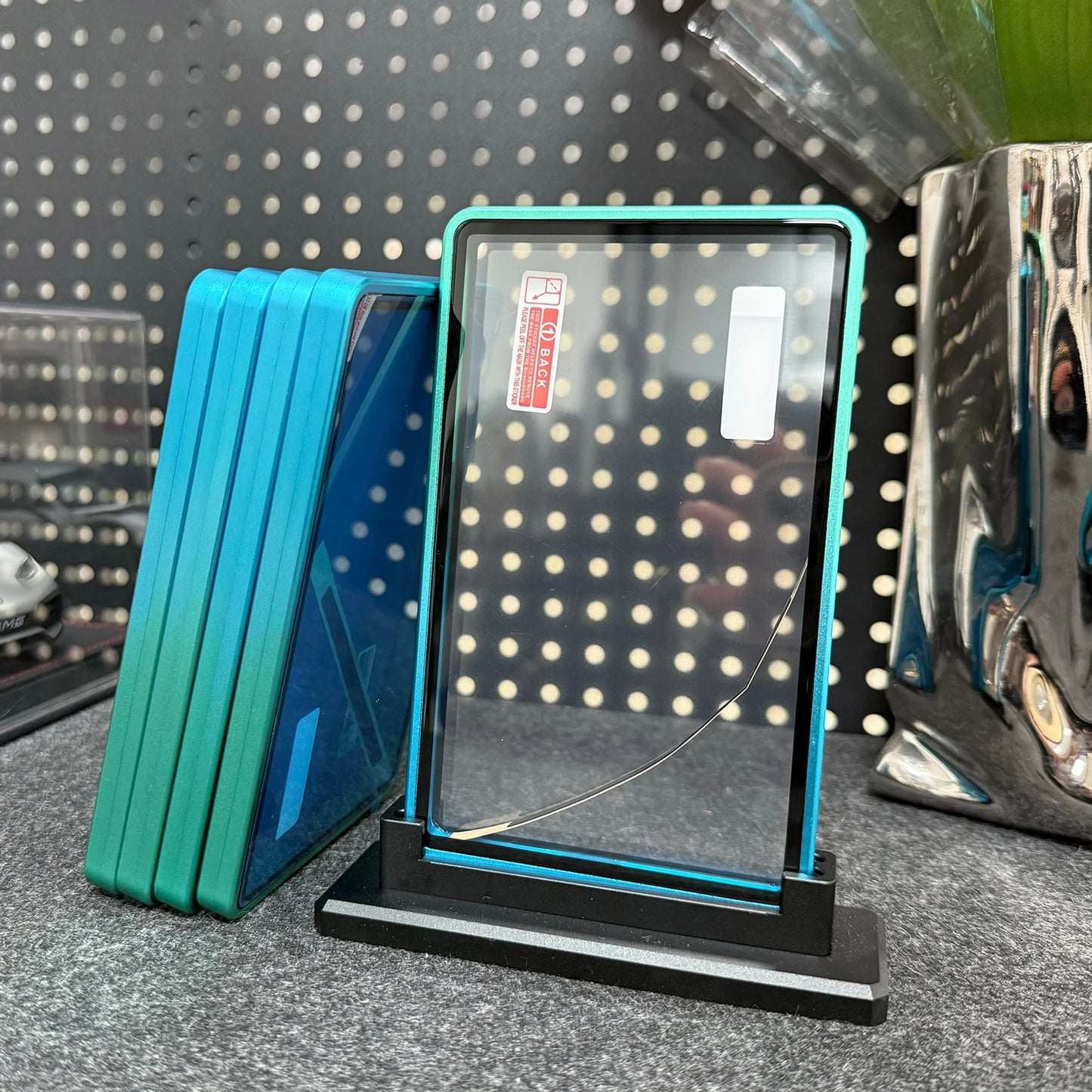 Aluminum Alloy Trading Card Holder - Gradient Metal Case for 35PT PSA & CGC Graded Card Protection