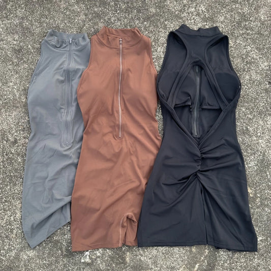 Women’s Solid Color Scrunch Back Yoga Jumpsuit – Zipper One-Piece Gym & Fitness Shorts Set